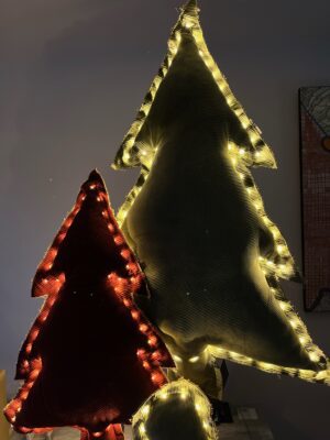 Sapin lumineux vert velours cÃƒÂ´telÃƒÂ©