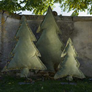 Sapin lumineux vert